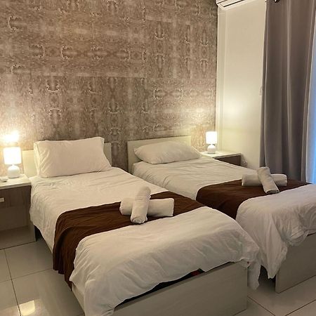 Msida Suites エクステリア 写真