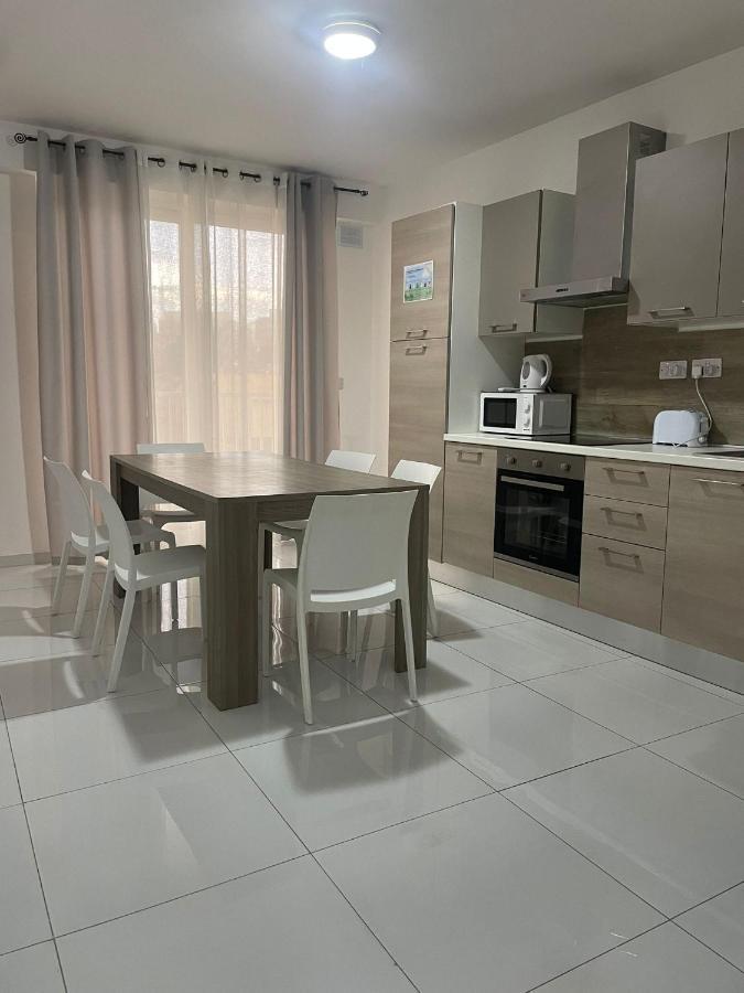 Msida Suites エクステリア 写真