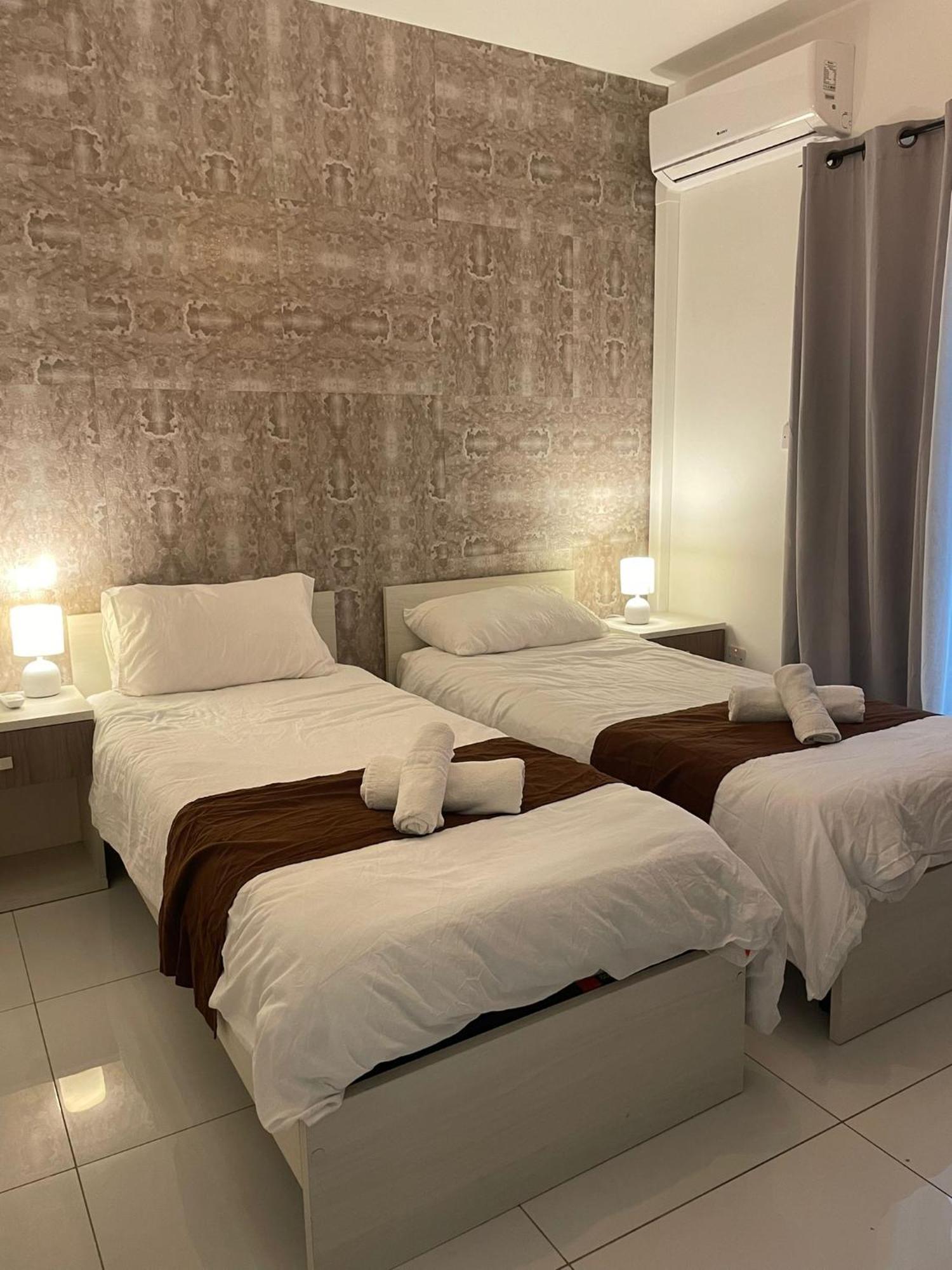 Msida Suites エクステリア 写真